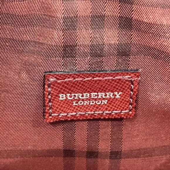 Burberry - Small Shoulder Bag - Picture 9 of 16